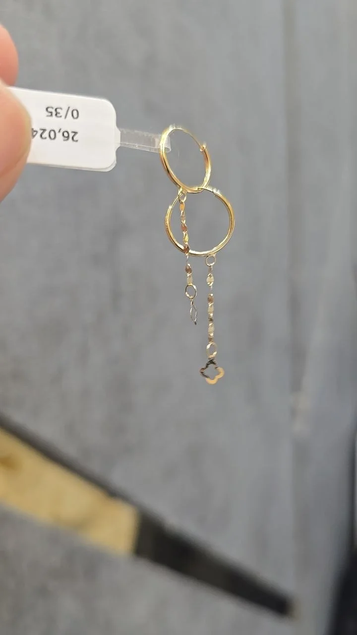 گوشواره حلقه ای طلا ونکلیف آویز دار 18 عیار
